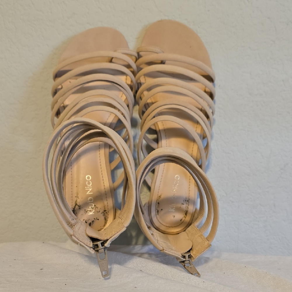 Klub Nico "Jolie" Nude Nubuck Gladiator Sandals. Size 7M Gently Worn - Picture 5 of 16